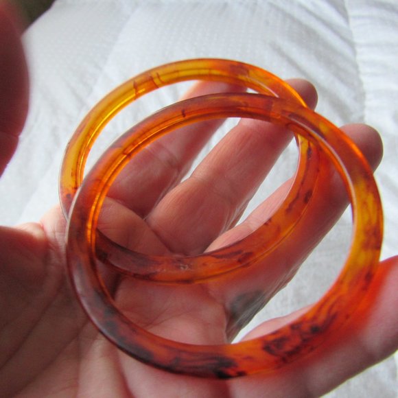 Set of 2 AppleJuice Inkspot BAKELITE Spacer Bangles - Picture 3 of 4